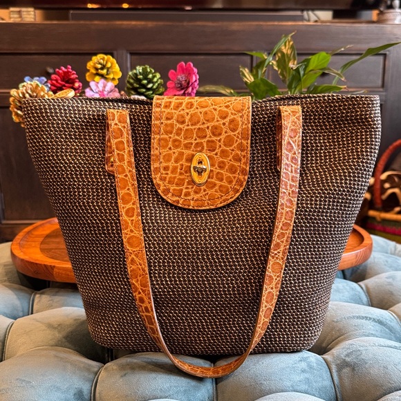 Eric Javits Handbags - Eric Javits Black and Tan Woven Tote